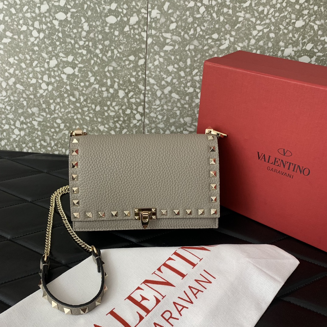 Valentino Garavani Rockstud Small Shoulder Bag in Grey Grainy Calfskin